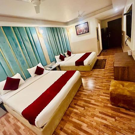 Hotel Airport City Ню Делхи Екстериор снимка