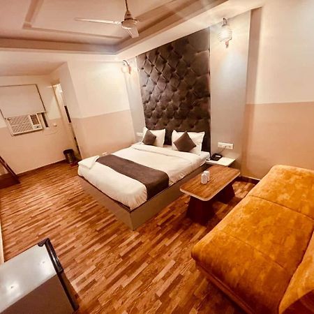 Hotel Airport City Ню Делхи Екстериор снимка