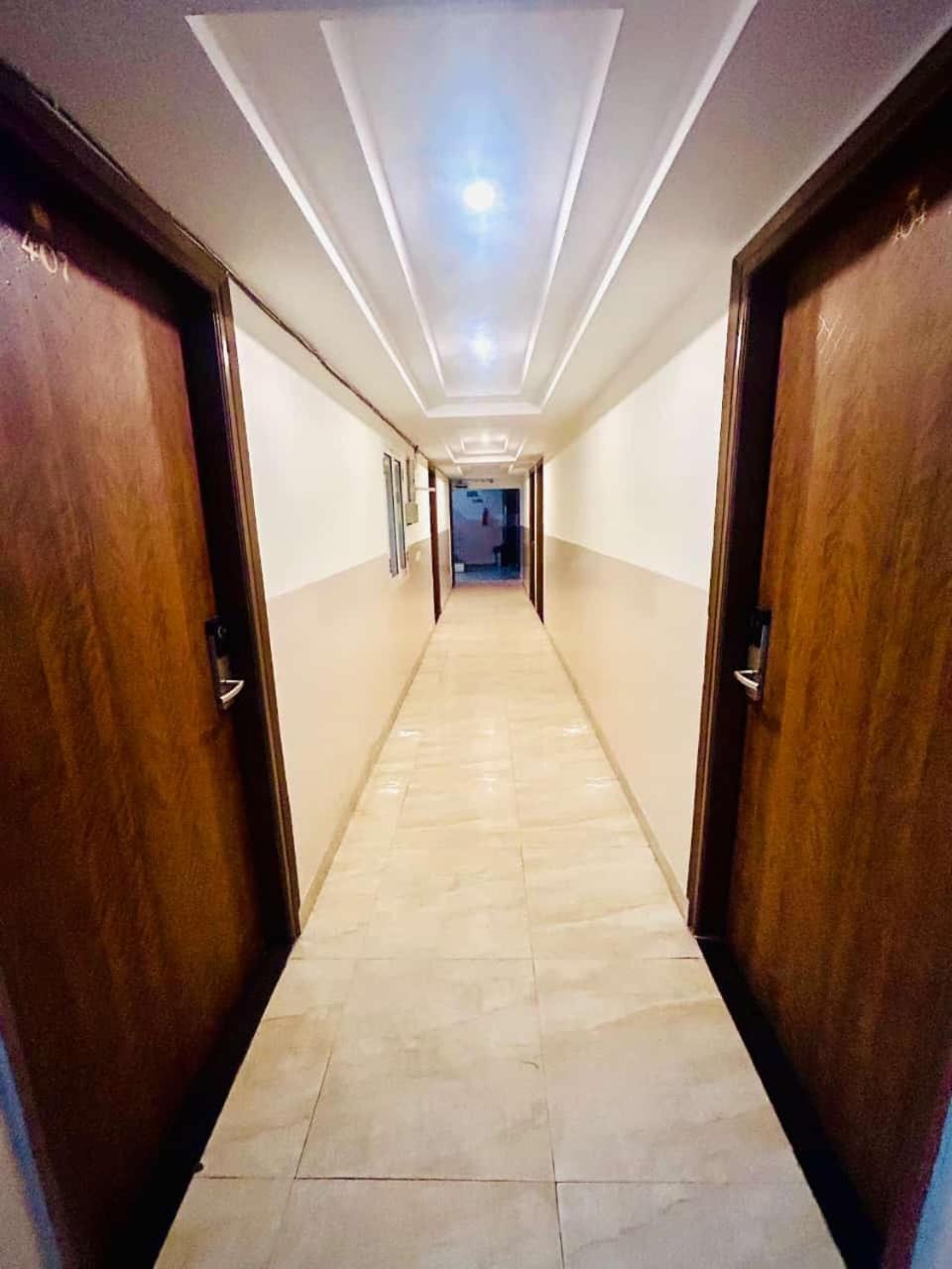 Hotel Airport City Ню Делхи Екстериор снимка