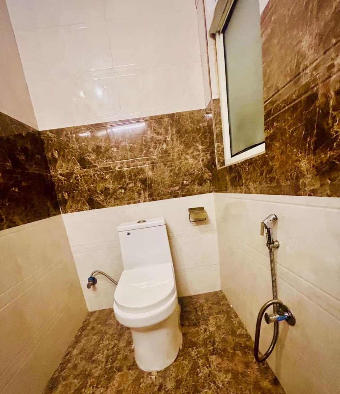 Hotel Airport City Ню Делхи Екстериор снимка